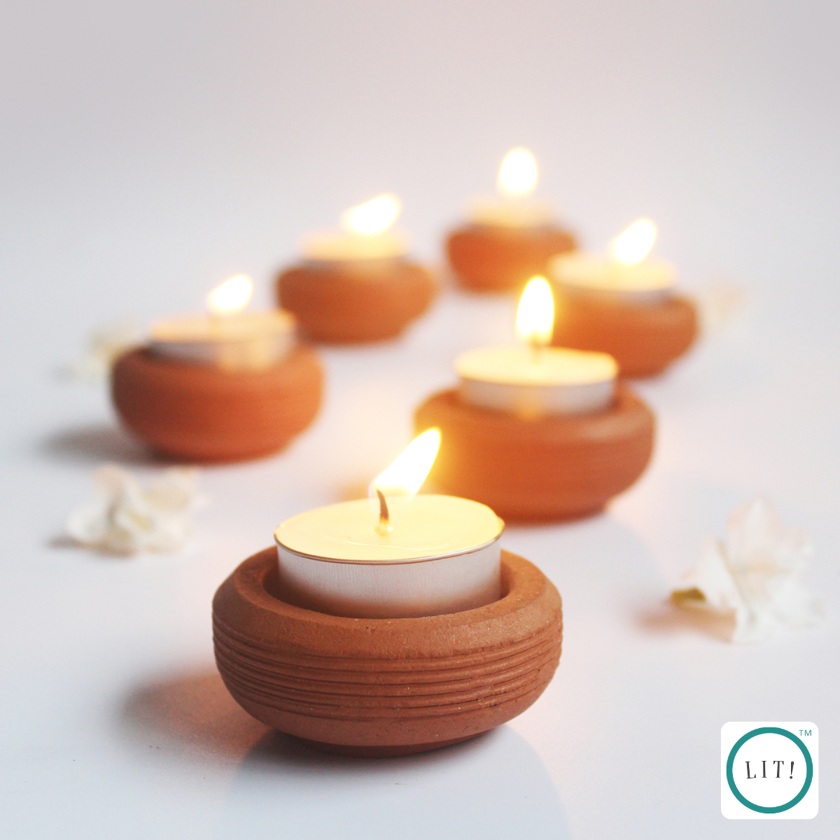 Pack of 2 Wheel Style Terracotta Tealight Holders