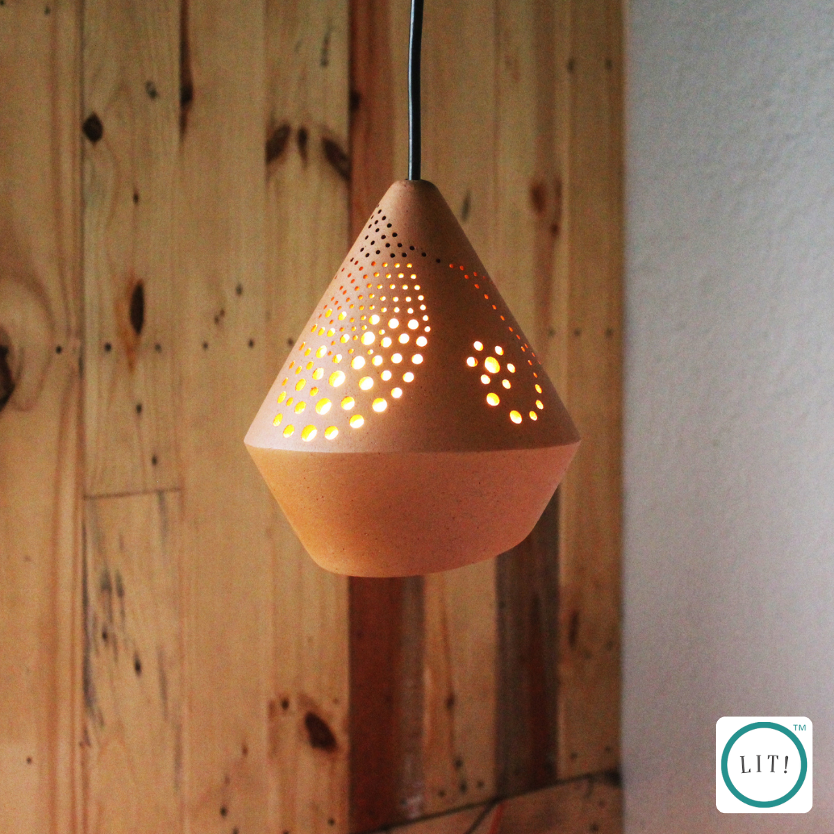 Kova Terracotta Pendant Light
